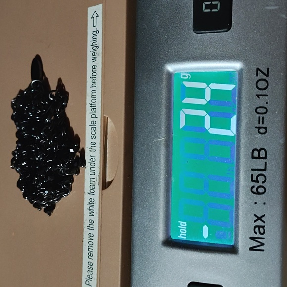 VINTAGE TINY BEADED BLACK CLUSTERED DANGLE GUNMETAL CHAIN 21" NECKLACE - Picture 9 of 10